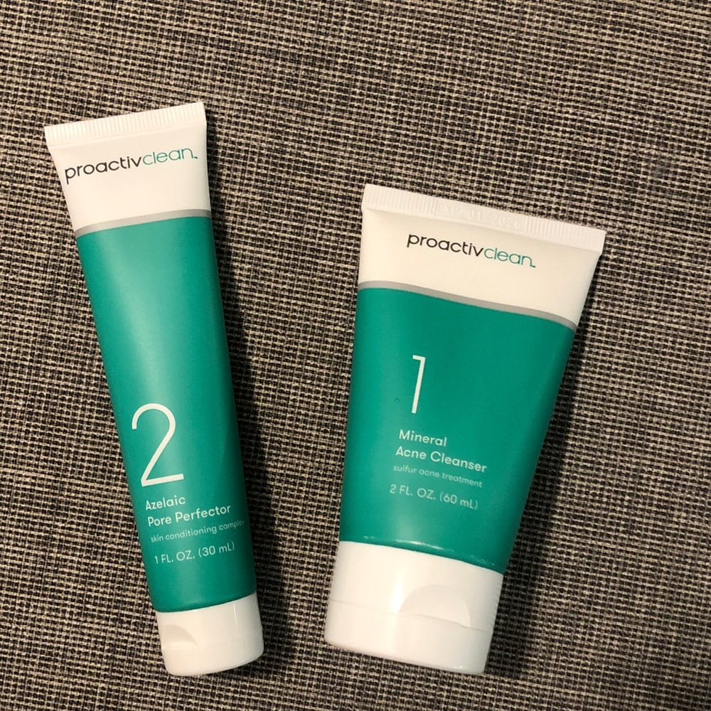 Proactiv Clean Mineral Acne Cleanser and Azelaic Pore Perfector - Teal